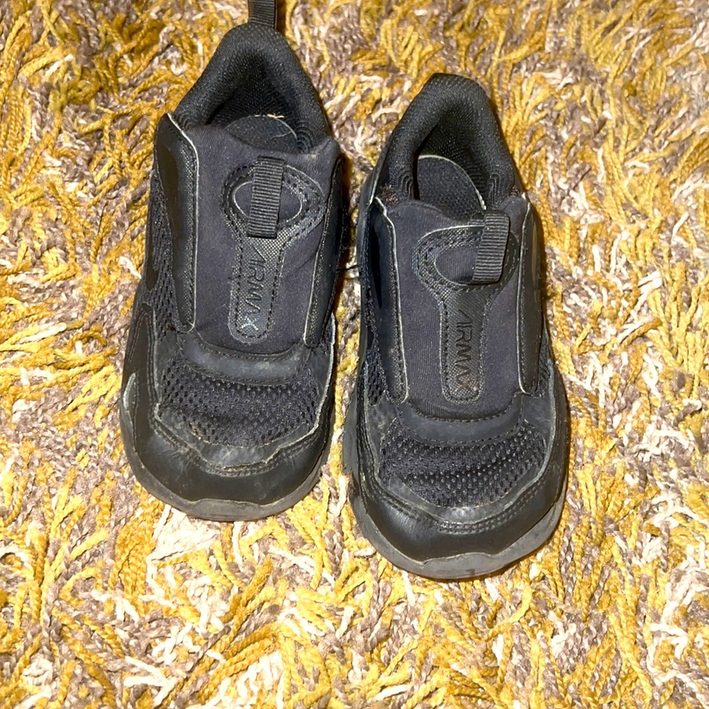Black Nike